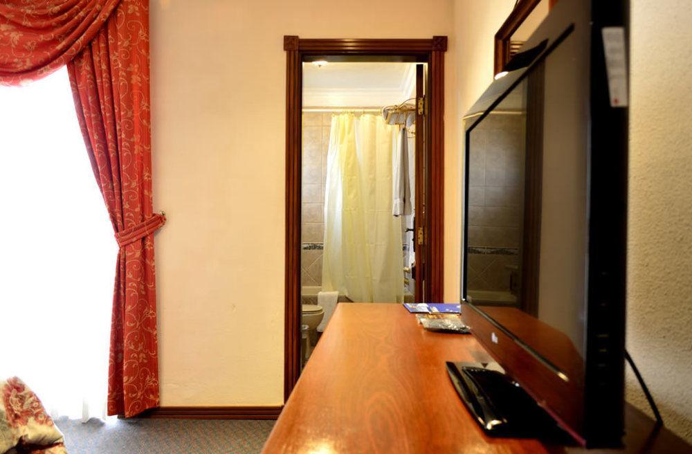 Paulistania Casa Blanca Hotel Santa Cruz de La Sierra Exterior foto